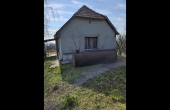 2023-6, Старий будинок та 0,4 га в Мужієво